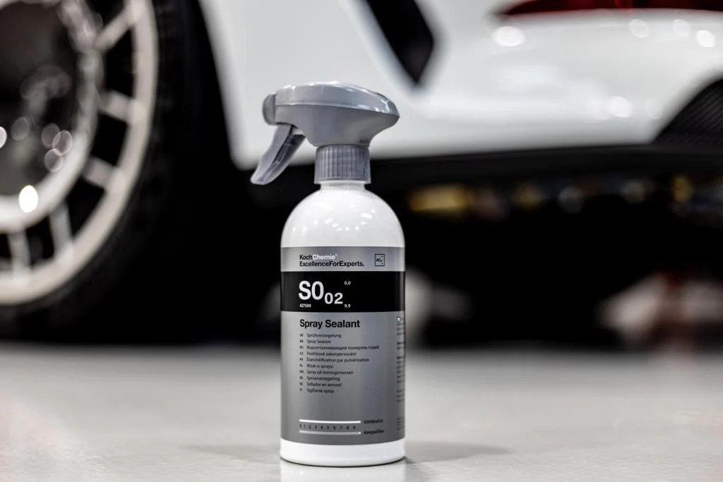 Dung dịch Wax dạng xịt tạo độ bóng trên bề mặt sơn xe - Spray Sealant S0.02 Koch Chemie
