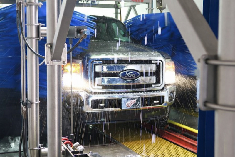 Nhượng quyền rửa xe tự động review chi phí kinh doanh