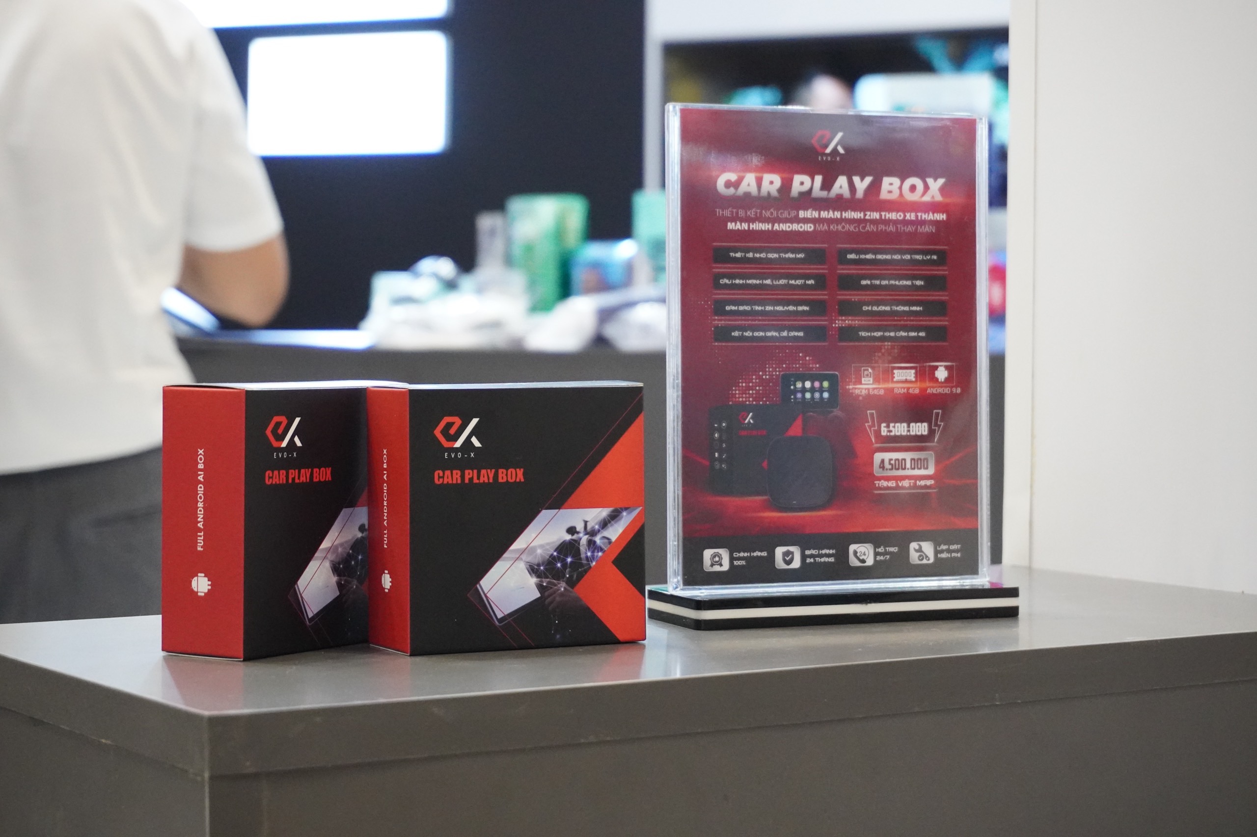CarPlay Box EVO-X tại VietNam Motor Show 2022