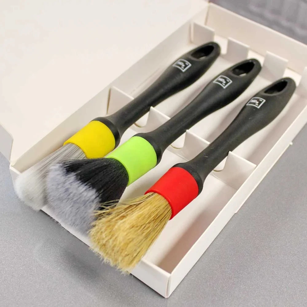 INTERIOR BRUSH SET KOCH CHEMIE - CHỔI CỌ VỆ SINH NỘI THẤT CHO XE